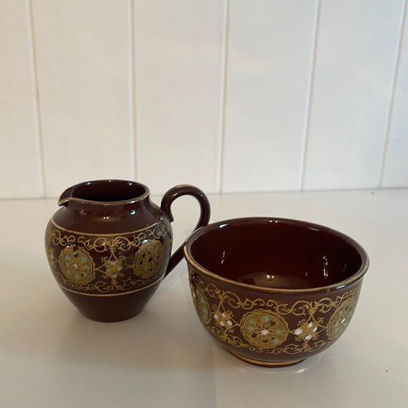 Gibson and Sons Vintage Sugar Bowl and Creamer Set - Picture 1 of 5